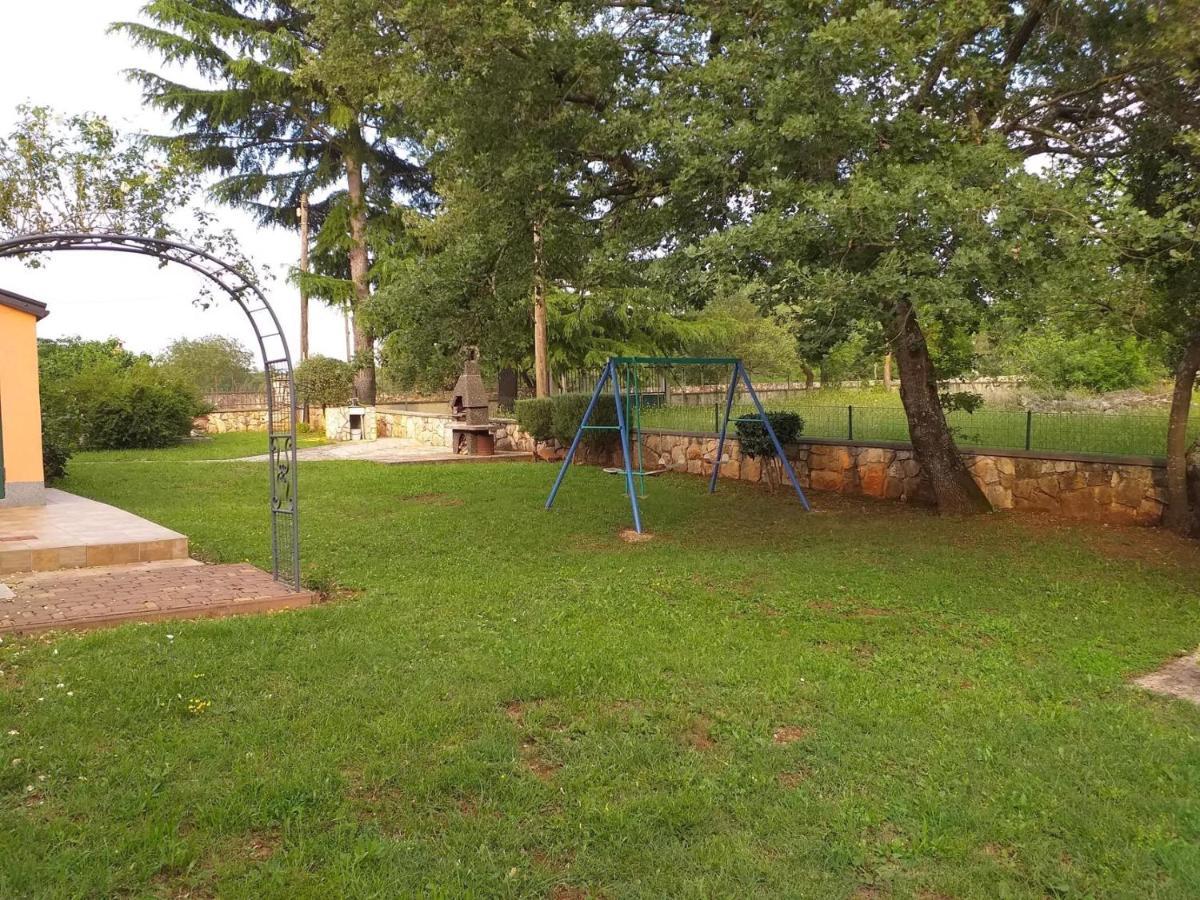 Hébergement de vacances Family Friendly House With A Parking Space - 20540